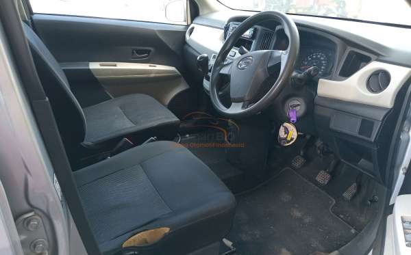 DAIHATSU SIGRA D
