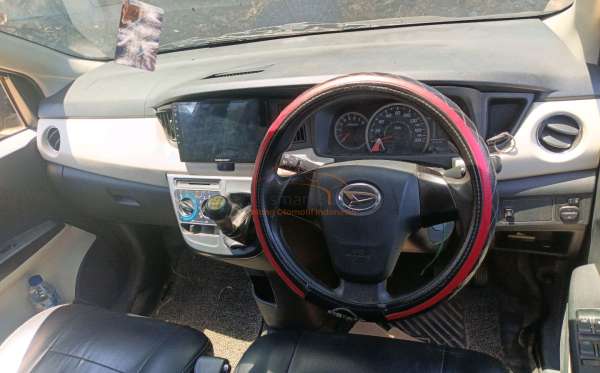 DAIHATSU SIGRA