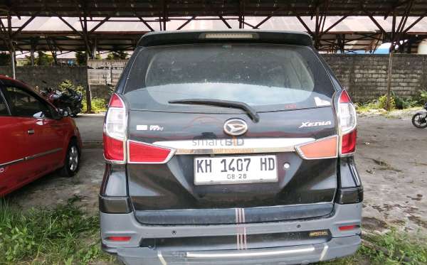 DAIHATSU XENIA