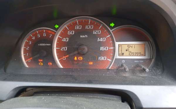 DAIHATSU XENIA X