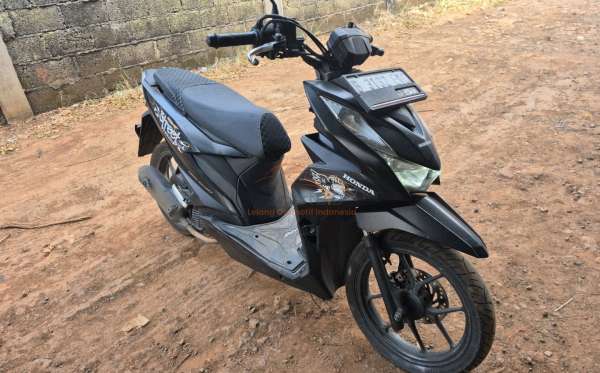 HONDA  BEAT STREET