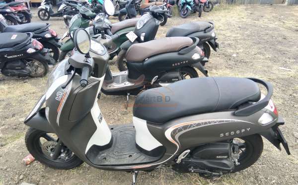 HONDA  SCOOPY