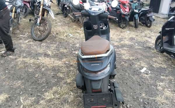 HONDA  STYLO