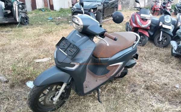 HONDA  STYLO