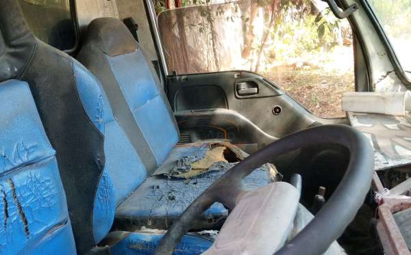 ISUZU  NKR  71 HD E2-2