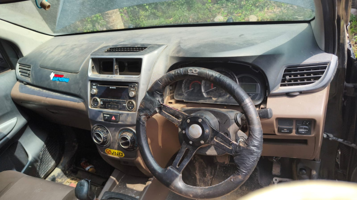 TOYOTA AVANZA  G