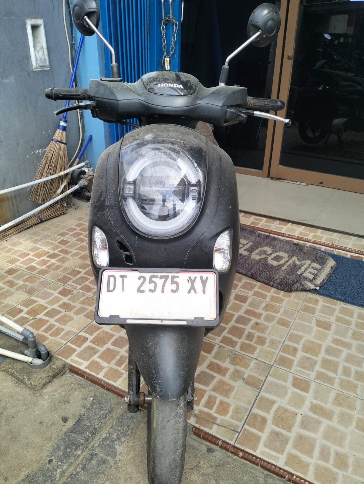 HONDA SCOOPY PRESTIGE