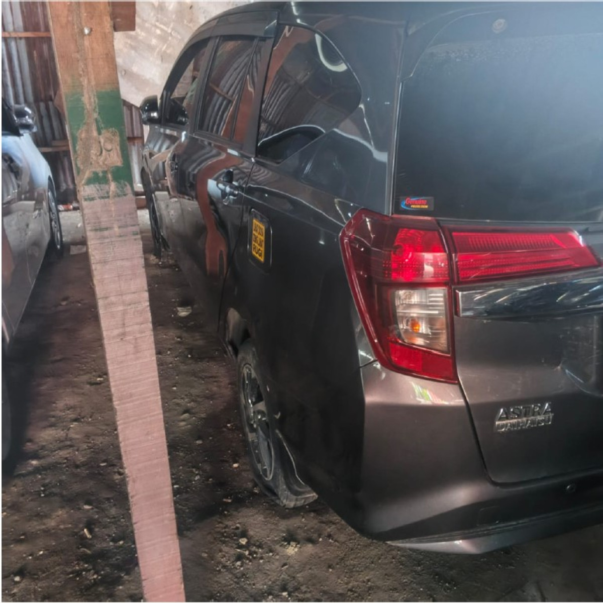 DAIHATSU SIGRA  R