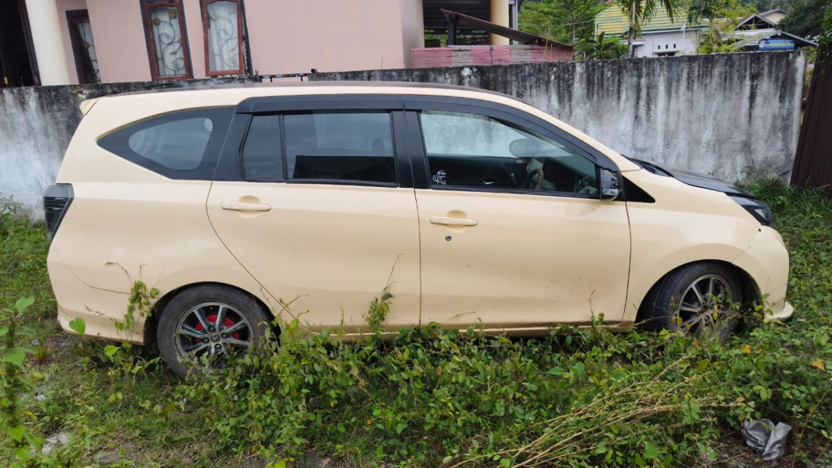 DAIHATSU SIGRA  R