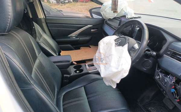 MITSUBISHI XPANDER CROSS 1.5L PLUS