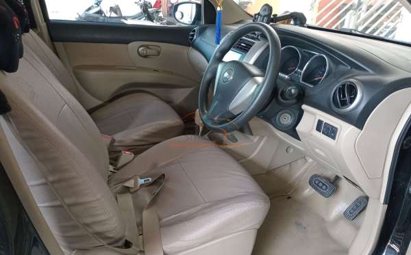 NISSAN GRAND LIVINA XV