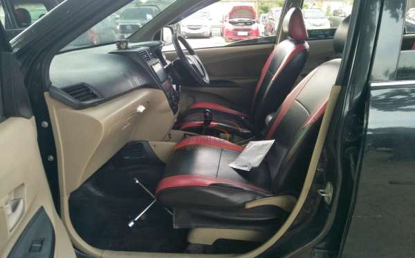 TOYOTA AVANZA 1.3 G