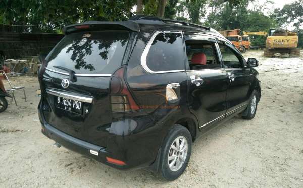 TOYOTA AVANZA 1.3 G