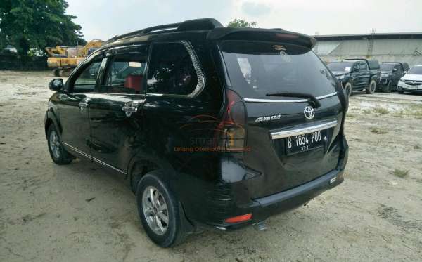 TOYOTA AVANZA 1.3 G