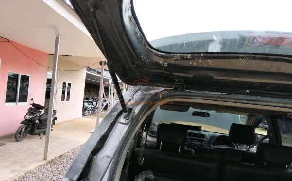 TOYOTA AVANZA 1.3 G