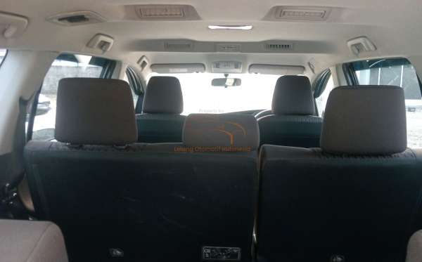 TOYOTA INNOVA G
