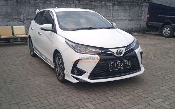 TOYOTA YARIS S