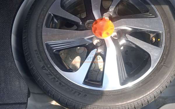 TOYOTA YARIS S