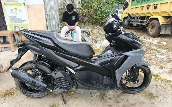 YAMAHA AEROX 155