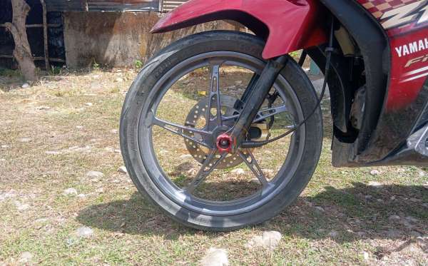 YAMAHA JUPITER Z1
