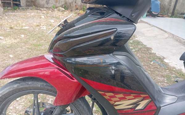 YAMAHA JUPITER Z1