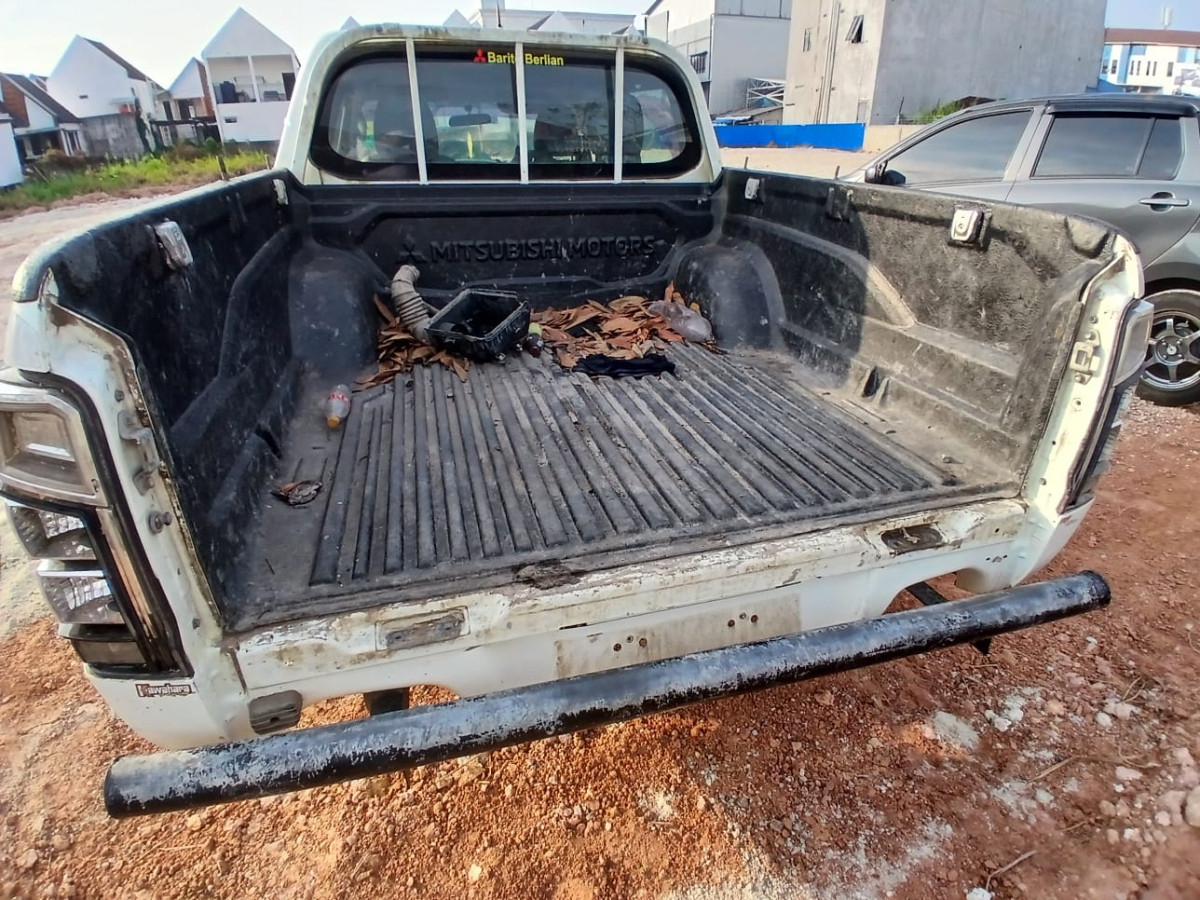 MITSUBISHI TRITON DC
