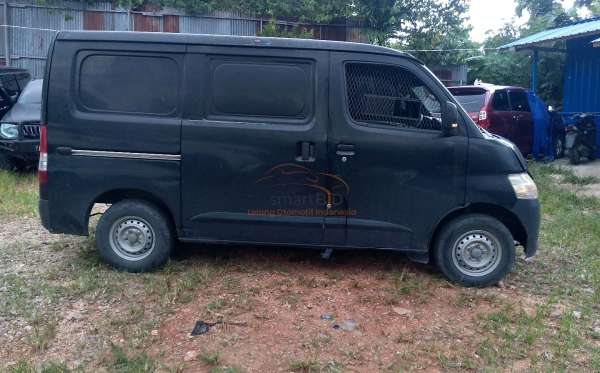 DAIHATSU GRAN MAX