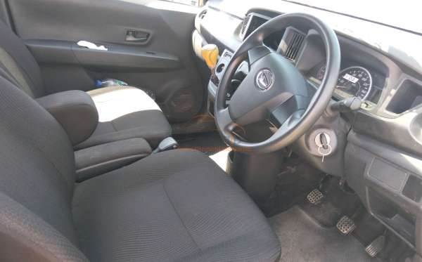 DAIHATSU SIGRA