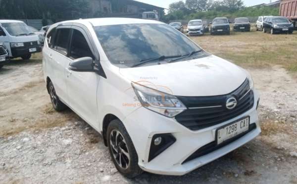DAIHATSU  SIGRA  R