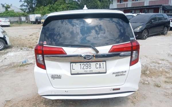 DAIHATSU  SIGRA  R