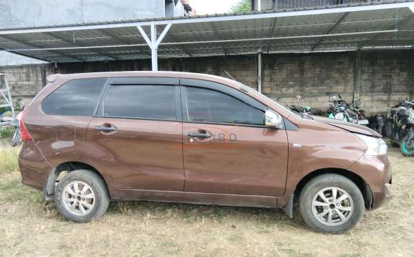 DAIHATSU XENIA 1.3
