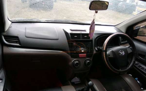 DAIHATSU XENIA 1.3