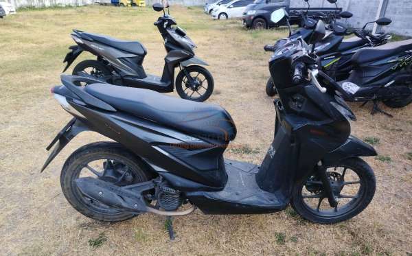 HONDA  BEAT
