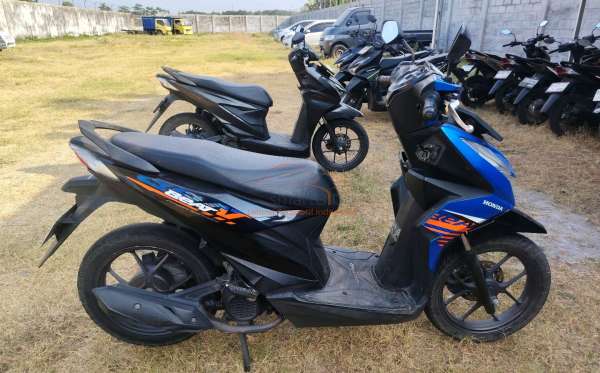 HONDA  BEAT