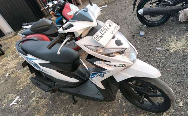 HONDA  BEAT
