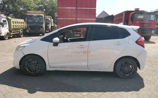 HONDA JAZZ GK5 1.5 RS