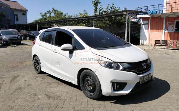 HONDA JAZZ GK5 1.5 RS
