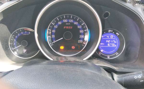 HONDA JAZZ GK5 1.5 RS