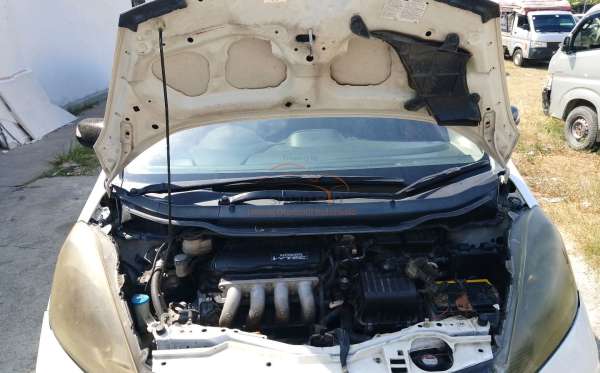 HONDA  JAZZ  GE8 1.5 E
