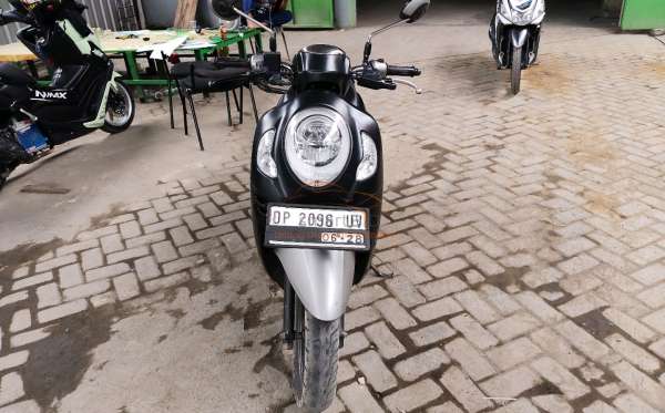HONDA  SCOOPY