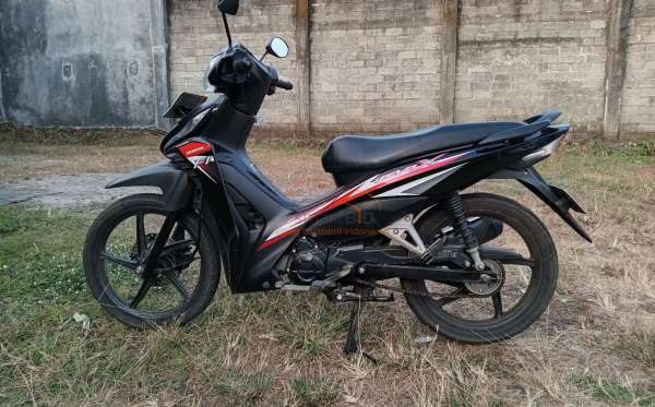 HONDA REVO X