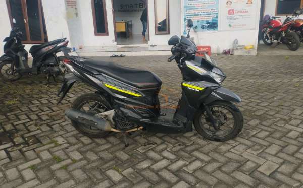 HONDA  VARIO 125