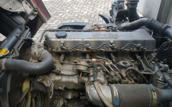 ISUZU NMR 71T HD 6.1
