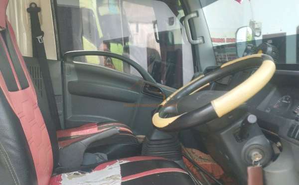 ISUZU NMR 71T HD 6.1