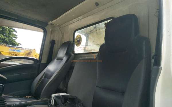 ISUZU NMR 71T HD 6.1