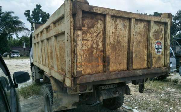 ISUZU NMR 71T HD 6.1