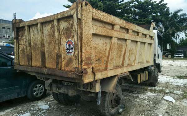 ISUZU NMR 71T HD 6.1