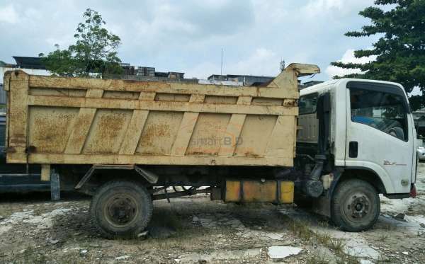 ISUZU NMR 71T HD 6.1