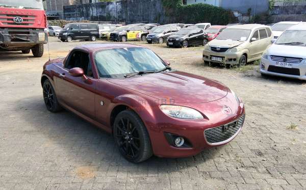 MAZDA MAXDA MX-5 (4X2) A/T