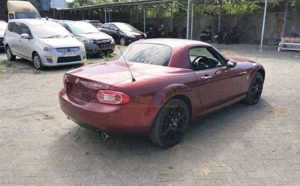 MAZDA MAXDA MX-5 (4X2) A/T
